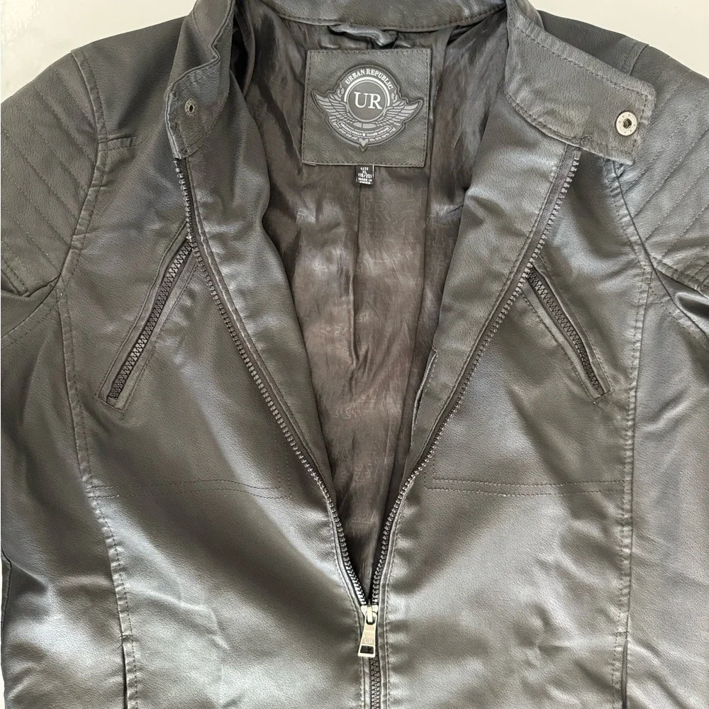 Urban Republic Kids Faux Leather Moto Biker Jacket Full Zip Gray XL‎ (18/20)